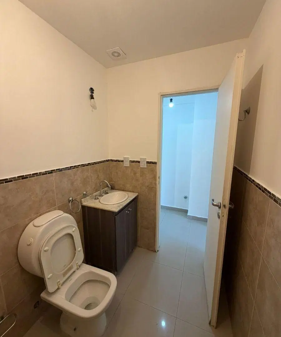Departamento de 2 ambientes en alquiler en Lanús Este 5