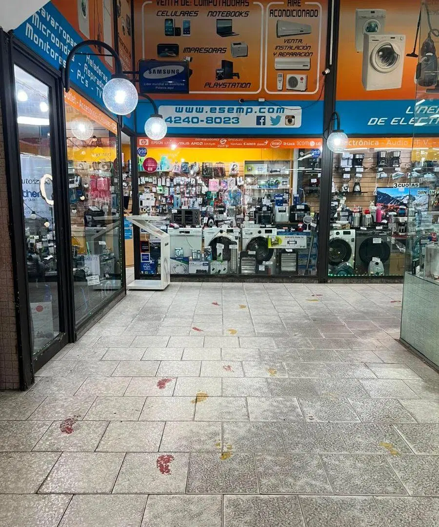 Local en venta: Av. 9 de Julio 1223, Galería Central. 5