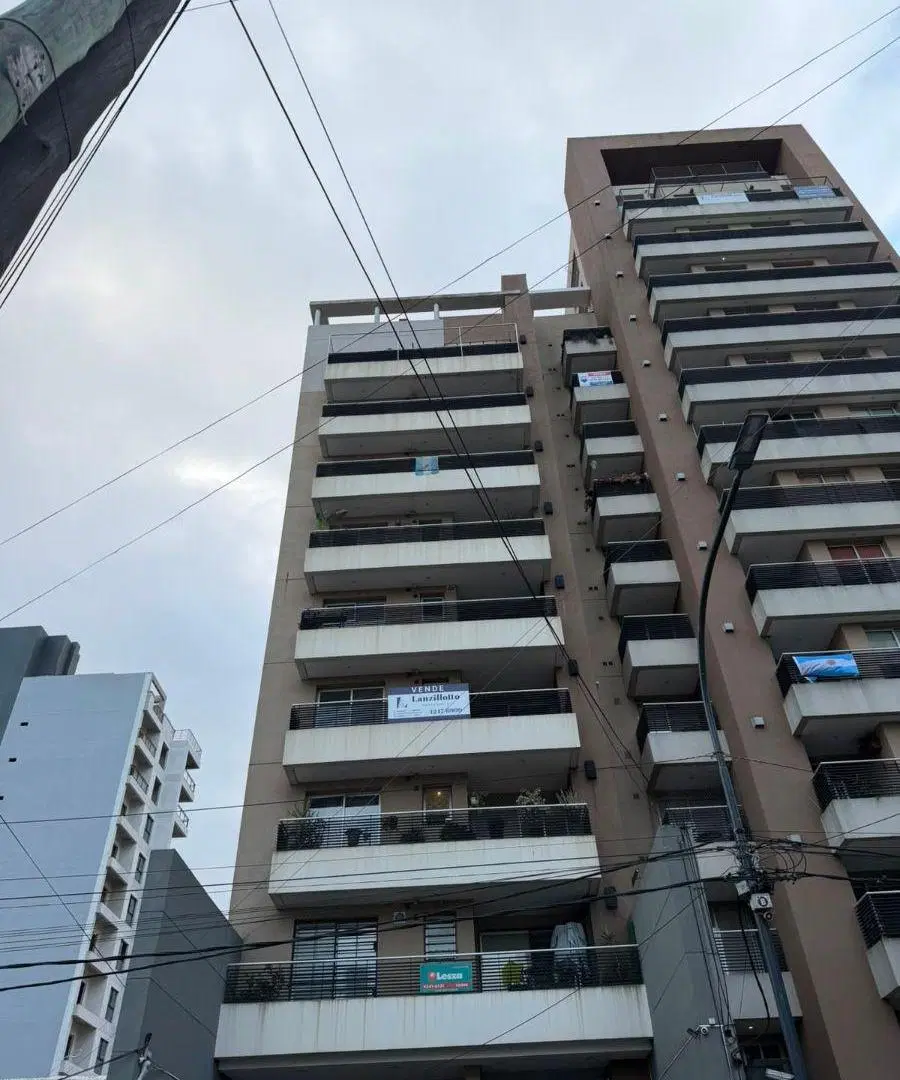 Departamento de 1 ambiente en alquiler en Lanús Este 3