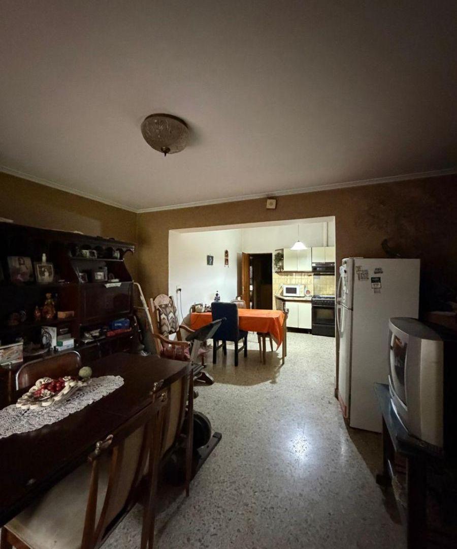 Foto de Casa en venta en Lanús Oeste, imagen 4