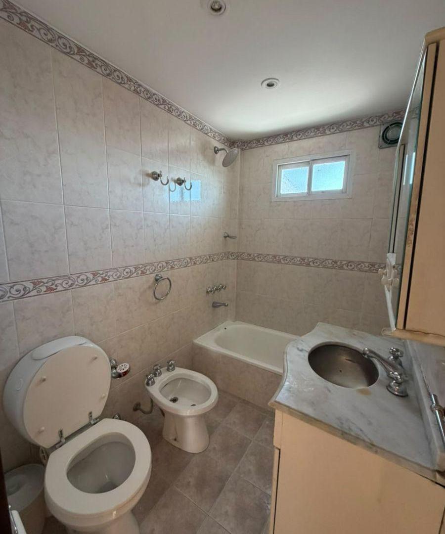 Foto de Departamento de 3 ambientes en alquiler en Lanús Oeste, imagen 4