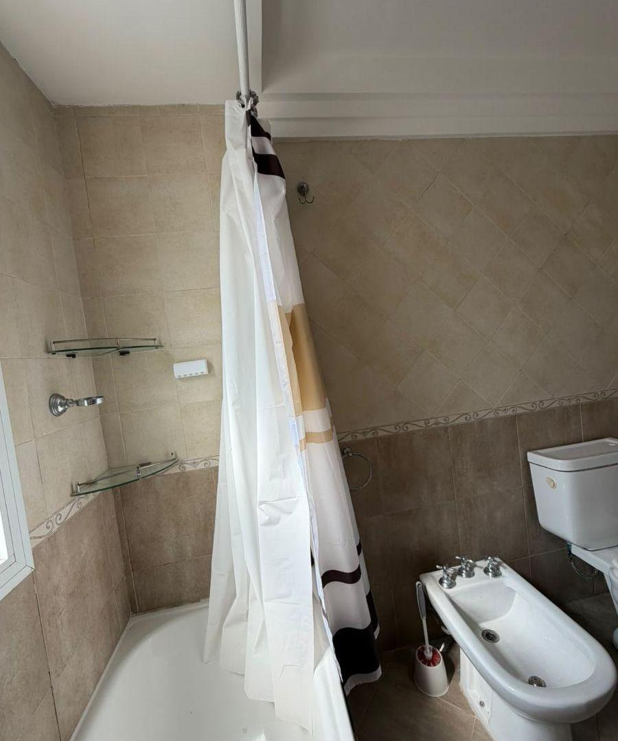 Foto de Departamento de 2 ambientes en alquiler en Lanús Oeste, imagen 4