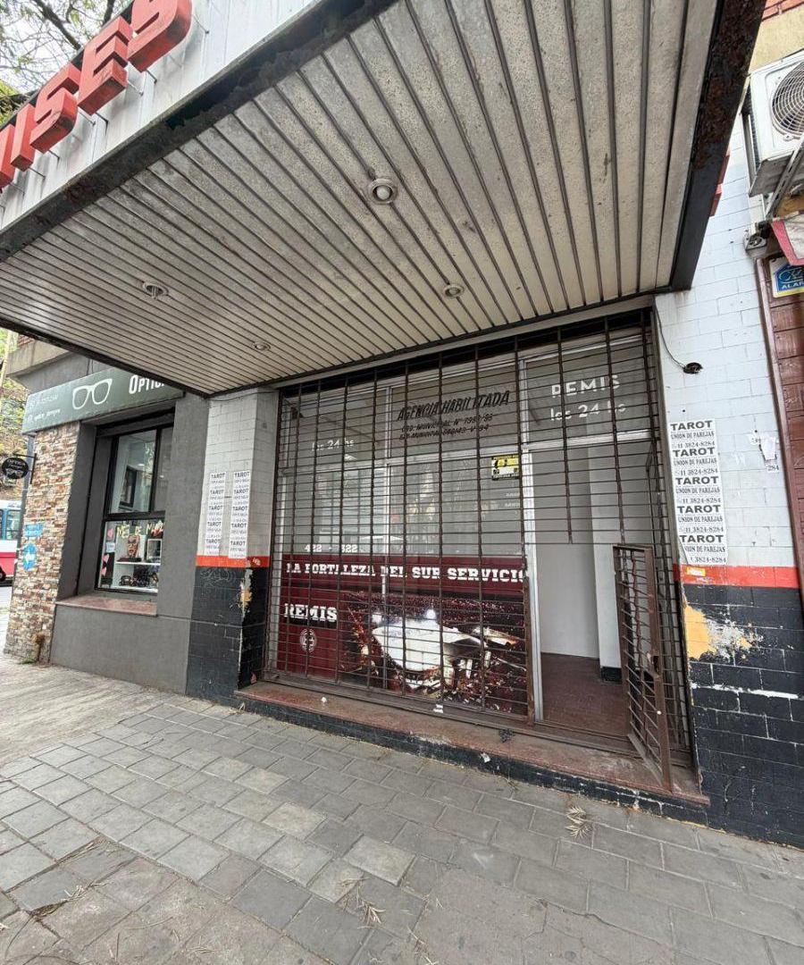 Foto de Local en alquiler en Lanús Este, imagen 1