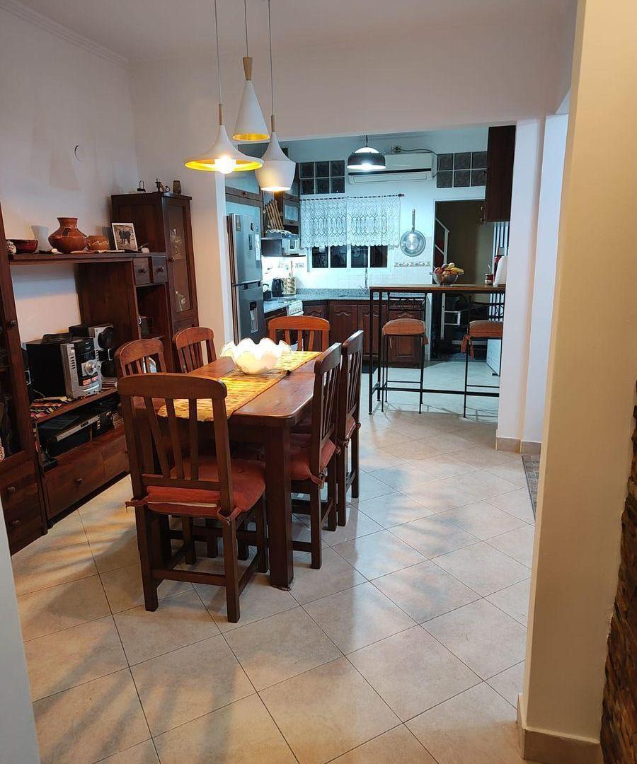 Foto de DEPARTAMENTO DOS AMBIENTES PRIMER PISO CON TERRAZA PROPIA, imagen 3