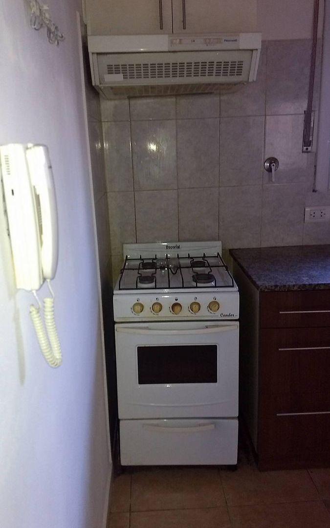 Foto de DOS AMBIENTES PLANTA BAJA CON COCHERA Ó UN AMBIENTE MÁS, imagen 2
