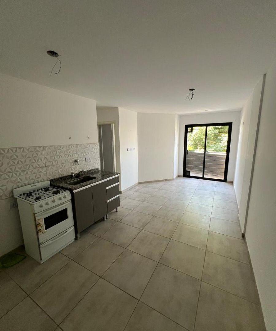 Foto de ALQUILER Dpto 1 Dorm c/ Balcón - Dte Quirós 1260 A mts Nuevocentro, imagen 4