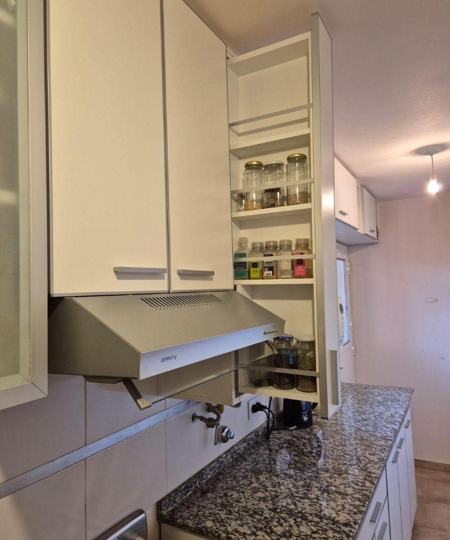 Foto de VENTA "Balcones del Chateau" Dpto 2 Dorm c/ Gran Balcón - Excelente, imagen 2