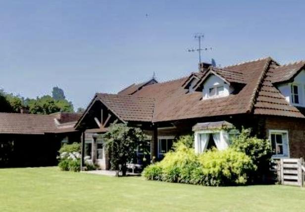 Casa en venta en Martindale Country Club