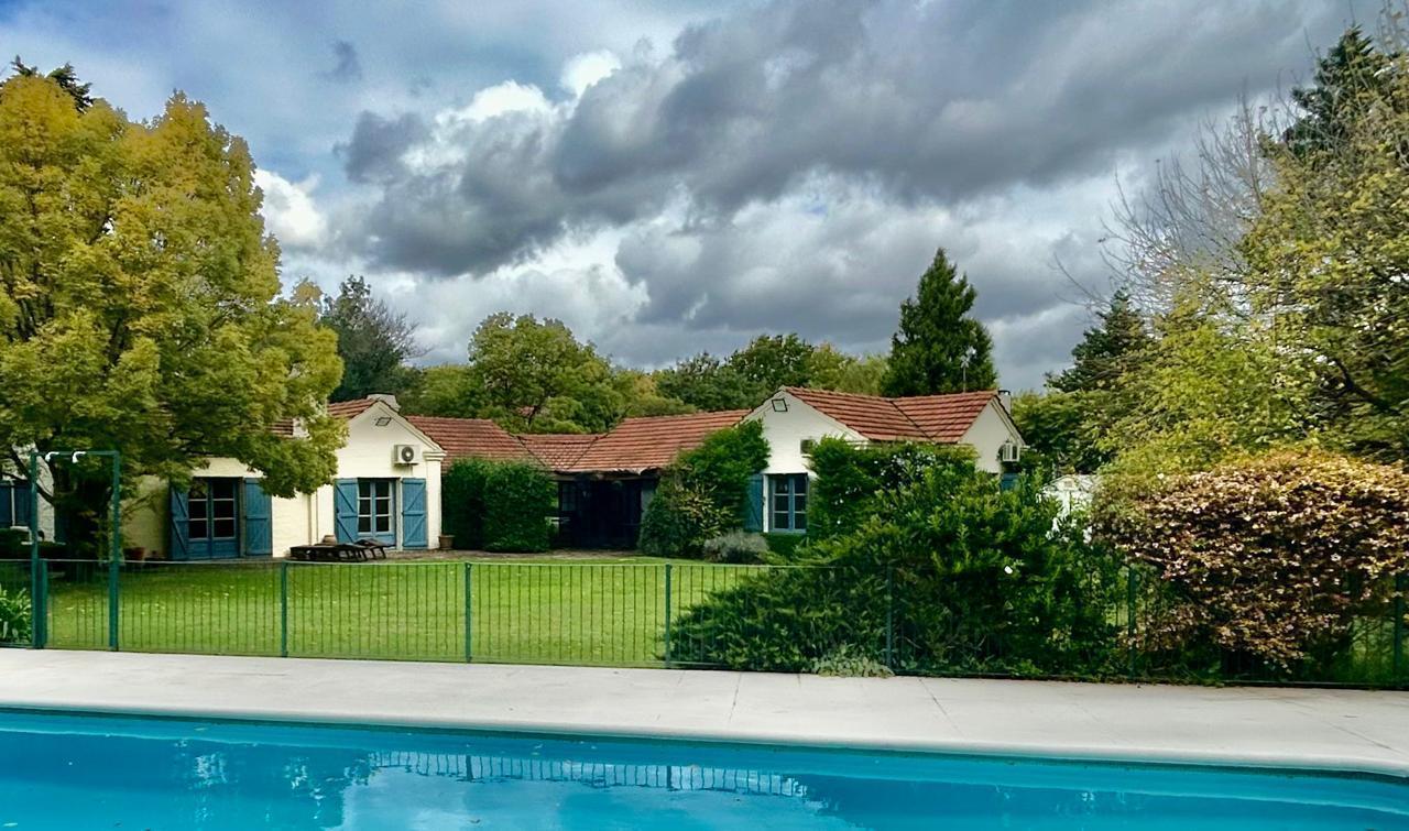 Foto de Casa en alquiler en Martindale C.C, imagen 1