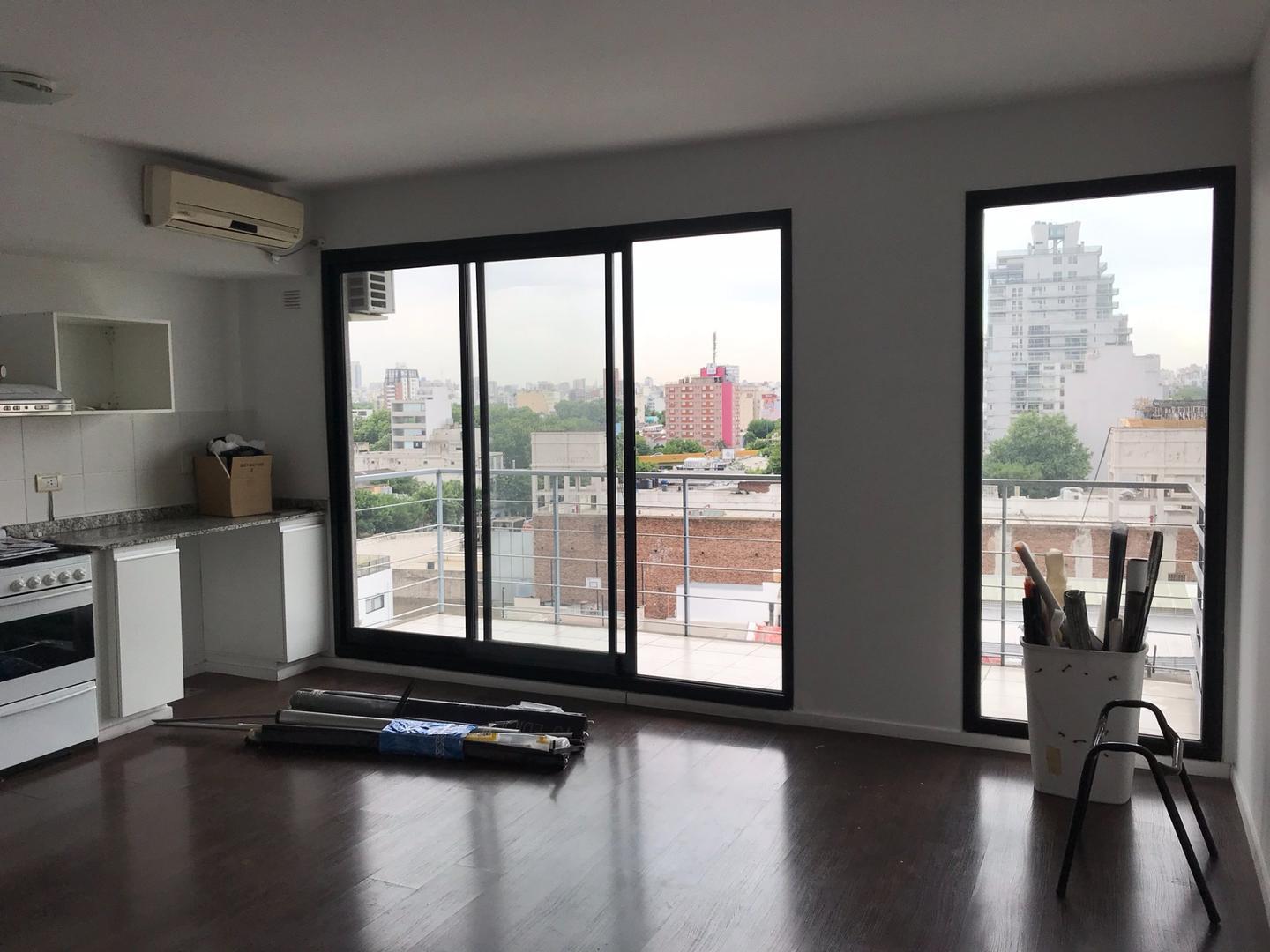 Bonpland 1343, 7º Piso luminoso con cochera