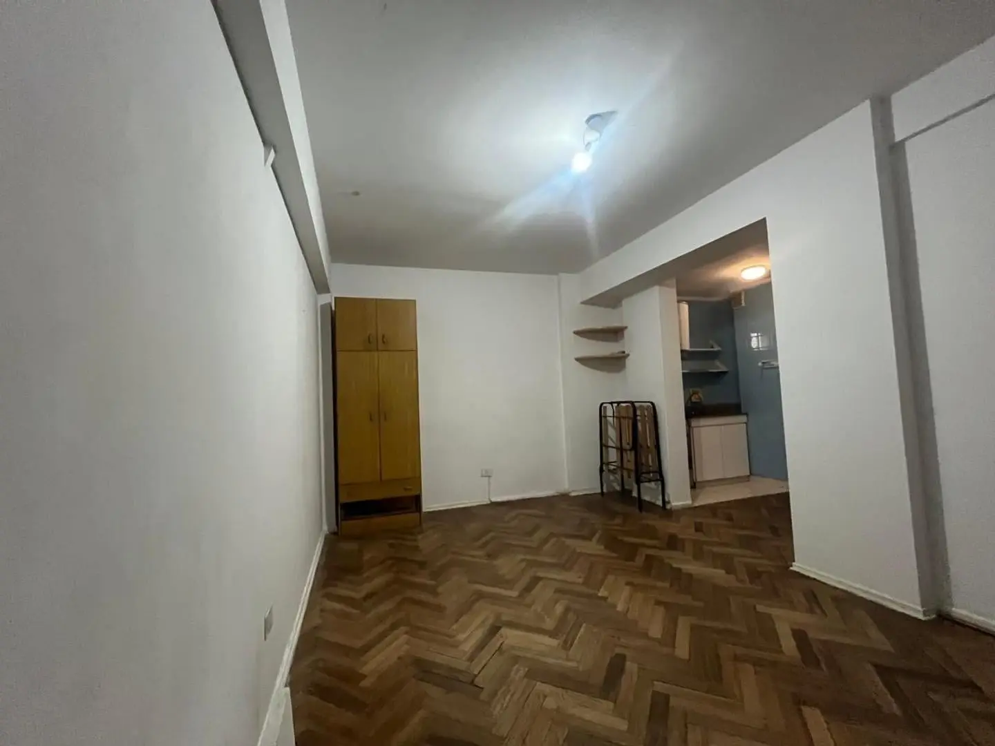 Beruti 2800. Monoambiente en muy buen estado. 4
