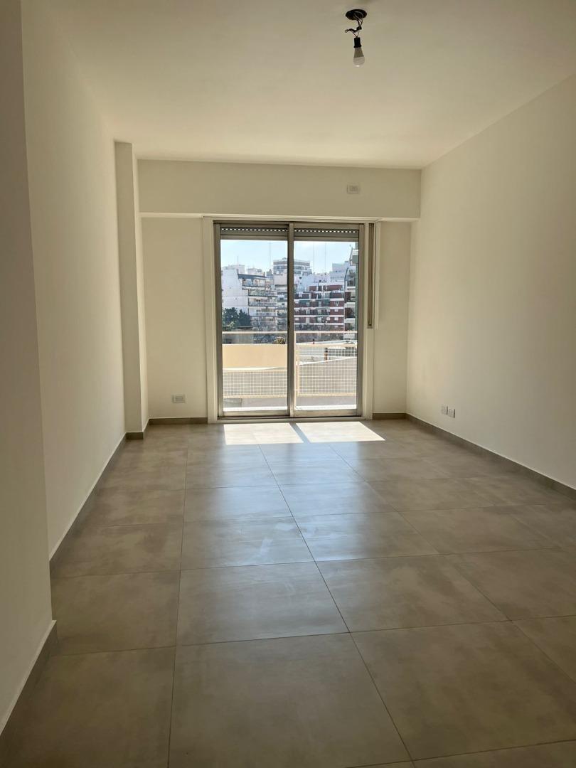 Foto de Blanco Encalada 3100. A estrenar! IMPECABLE, imagen 2