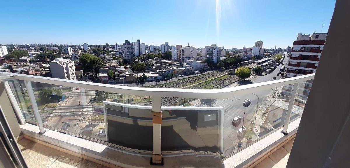 Departamento 2 ambientes. | AV RIVADAVIA al 12700