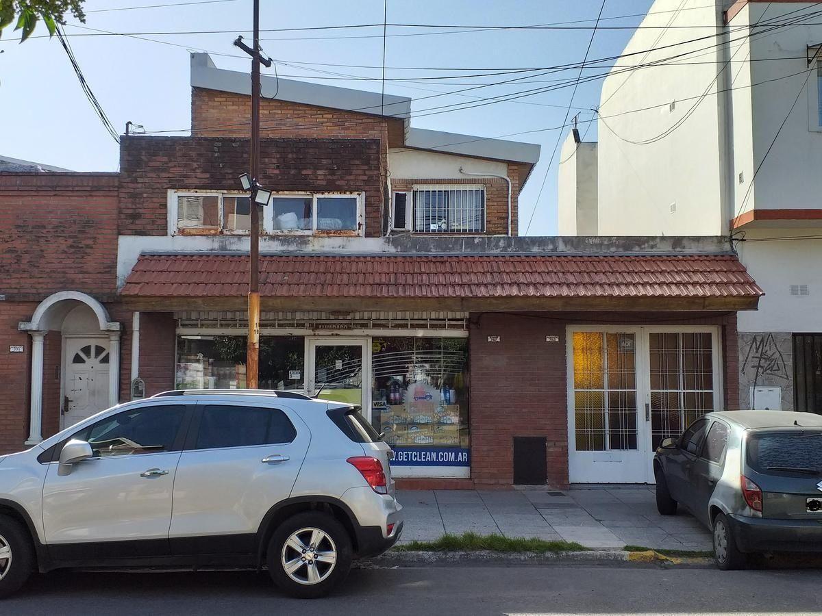 Casa 5 ambientes. | ALVARADO al 700
