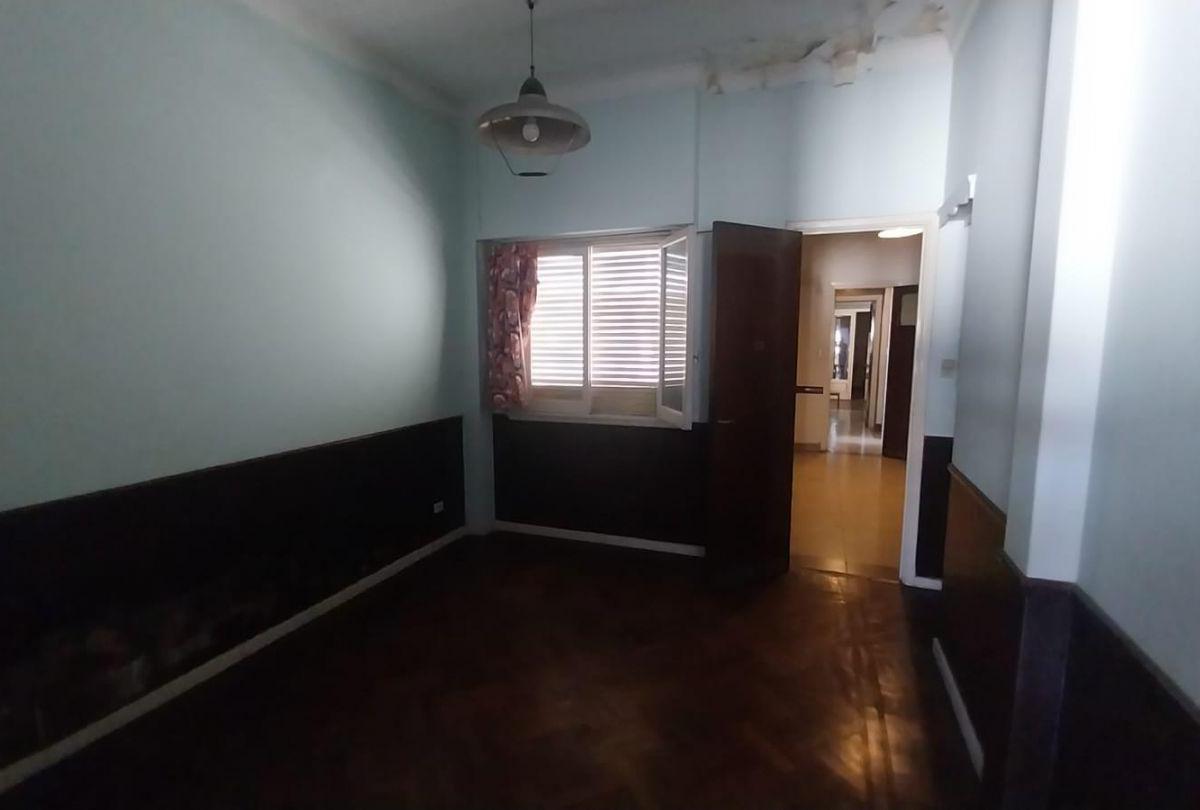 Departamento 7 Ambientes o Mas. | Av Rivadavia Al 12500 4