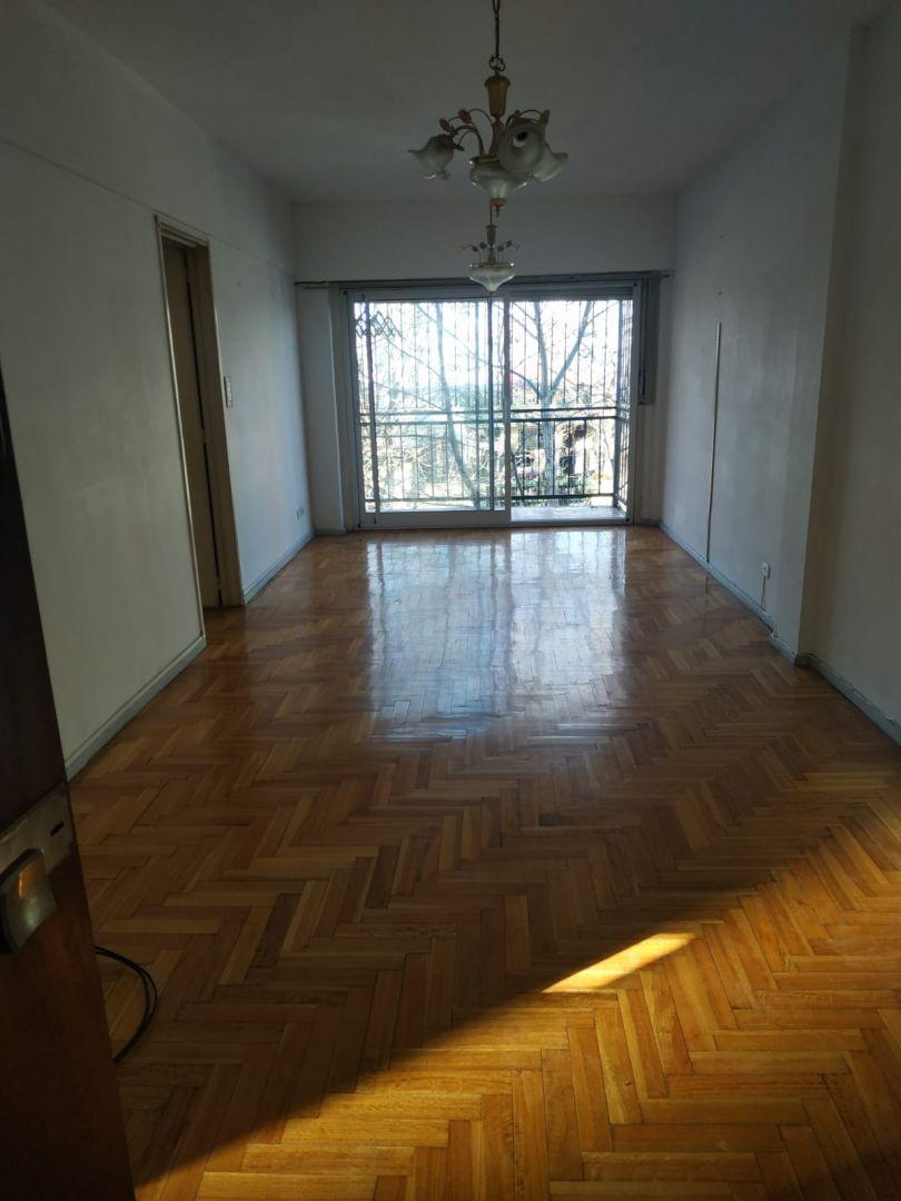 VENTA EXCELENTE 4 AMBIENTES CÉNTRICO