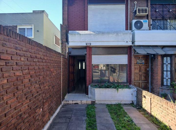 Casa 3 ambientes. | ALEM al 2000 2