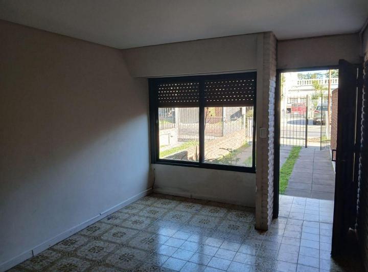 Casa 3 ambientes. | ALEM al 2000 4
