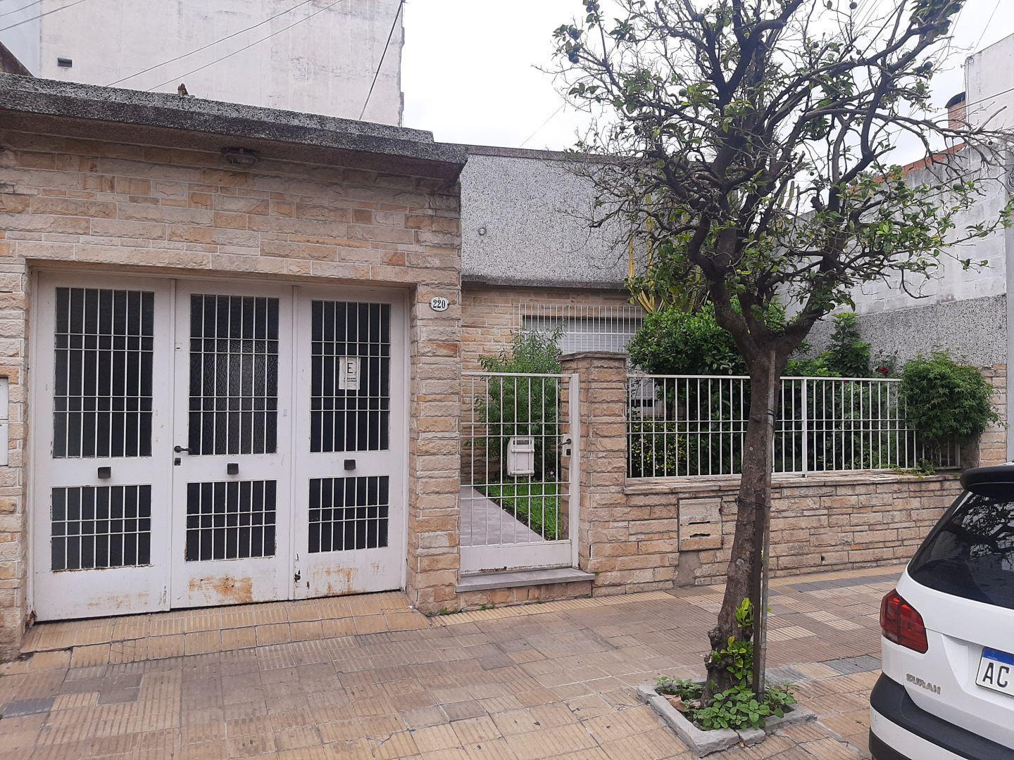 VENTA | CASA CIUDADELA SUR CENTRO | 5 AMBIENTES