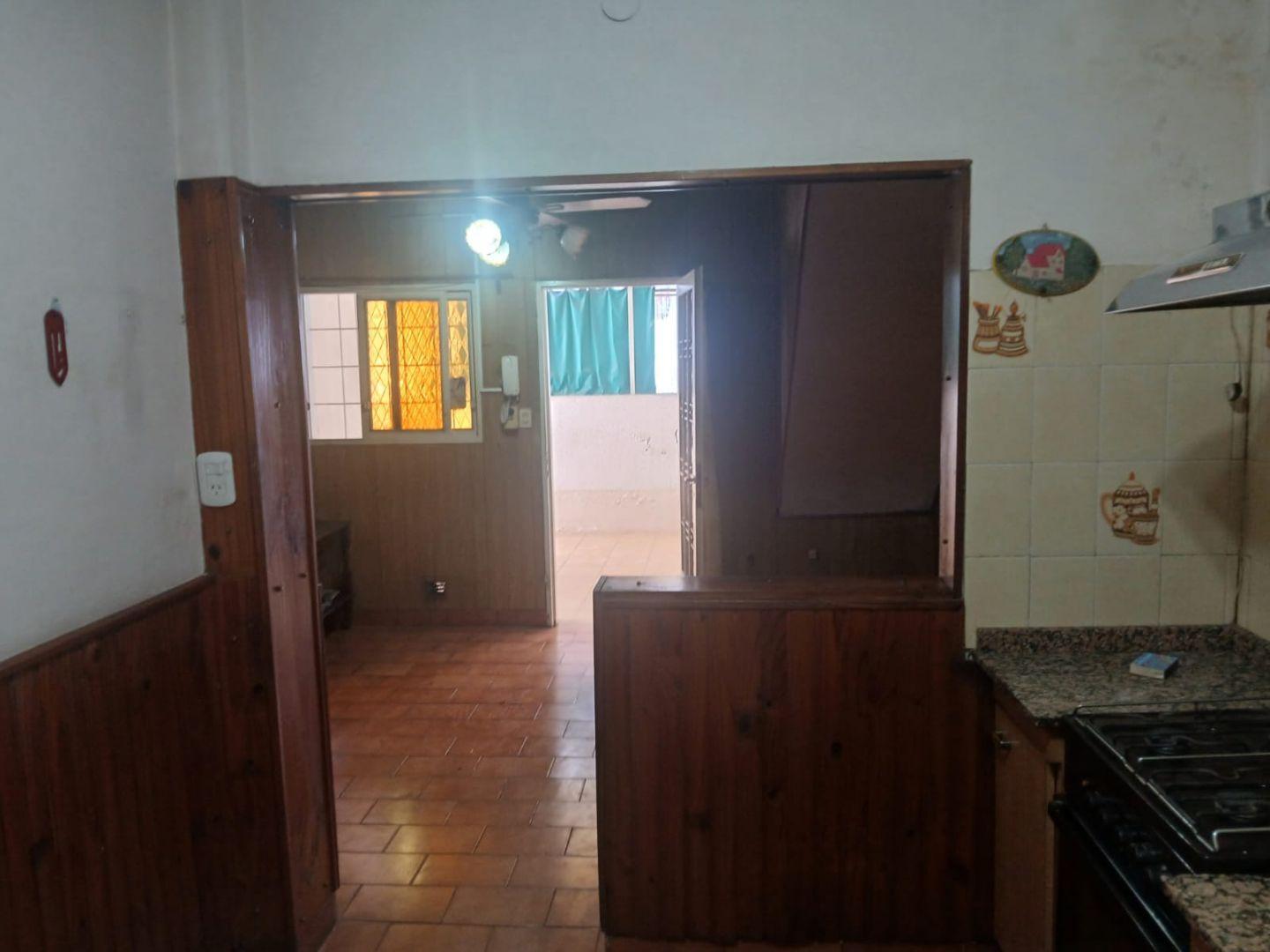 Foto de Departamento 6 ambientes 0 dormitorios. | Magallanes al 600, imagen 1