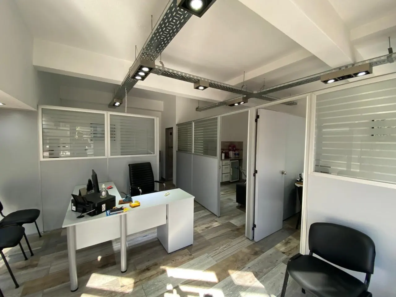 Oficina . | San Martin al 400 1