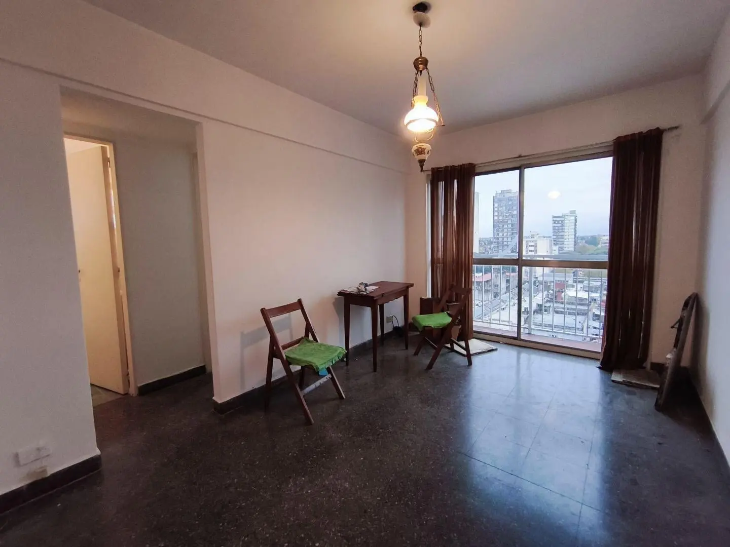 Departamento 2 ambientes, centro Ramos Mejia 1