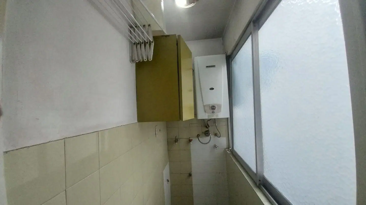 Departamento 3 ambientes. | Av. Rivadavia al 12600 8