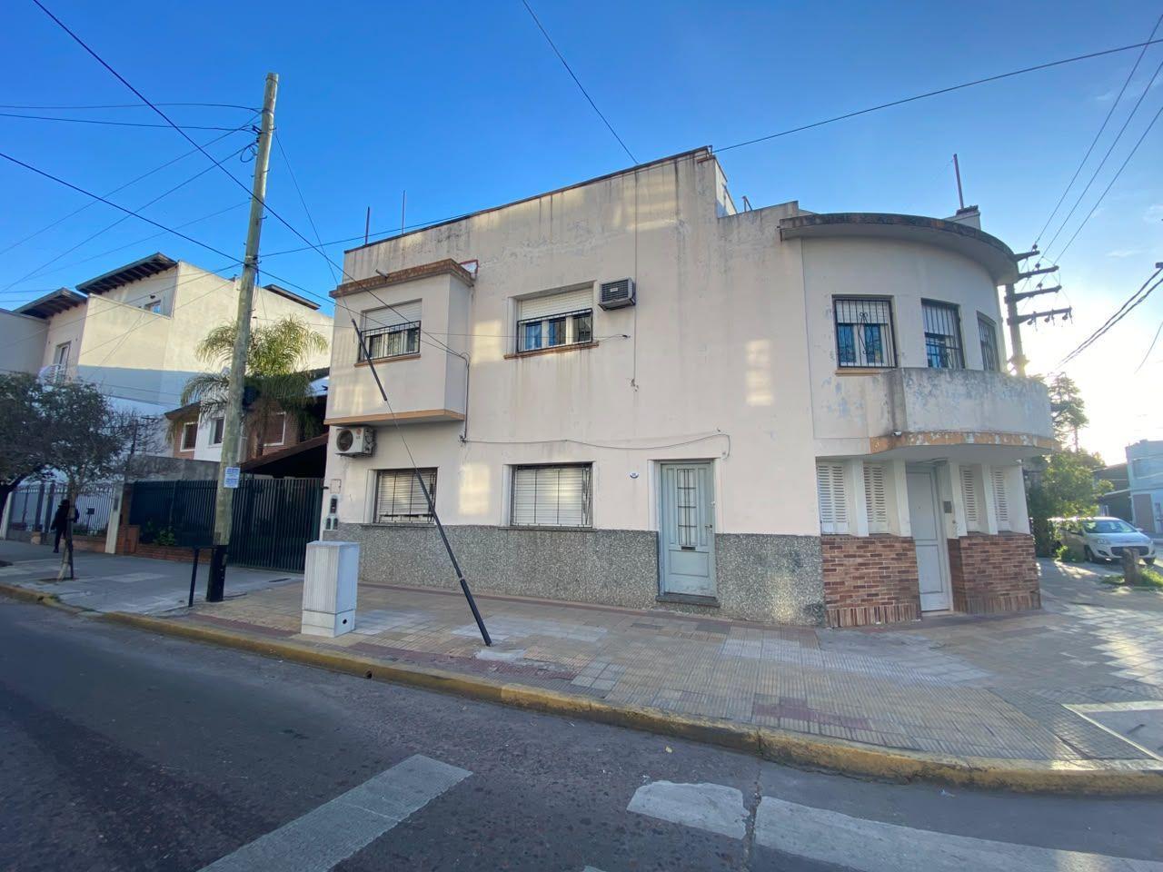 Foto de Departamento 3 ambientes 0 dormitorios. | VIEYTES al 100, imagen 4