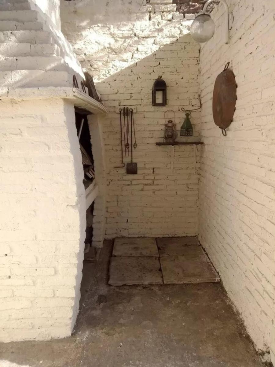 Foto de CHALET 3 AMBIENTES CON JARDIN,PATIO Y COCHERA - ZONA MORON, imagen 5