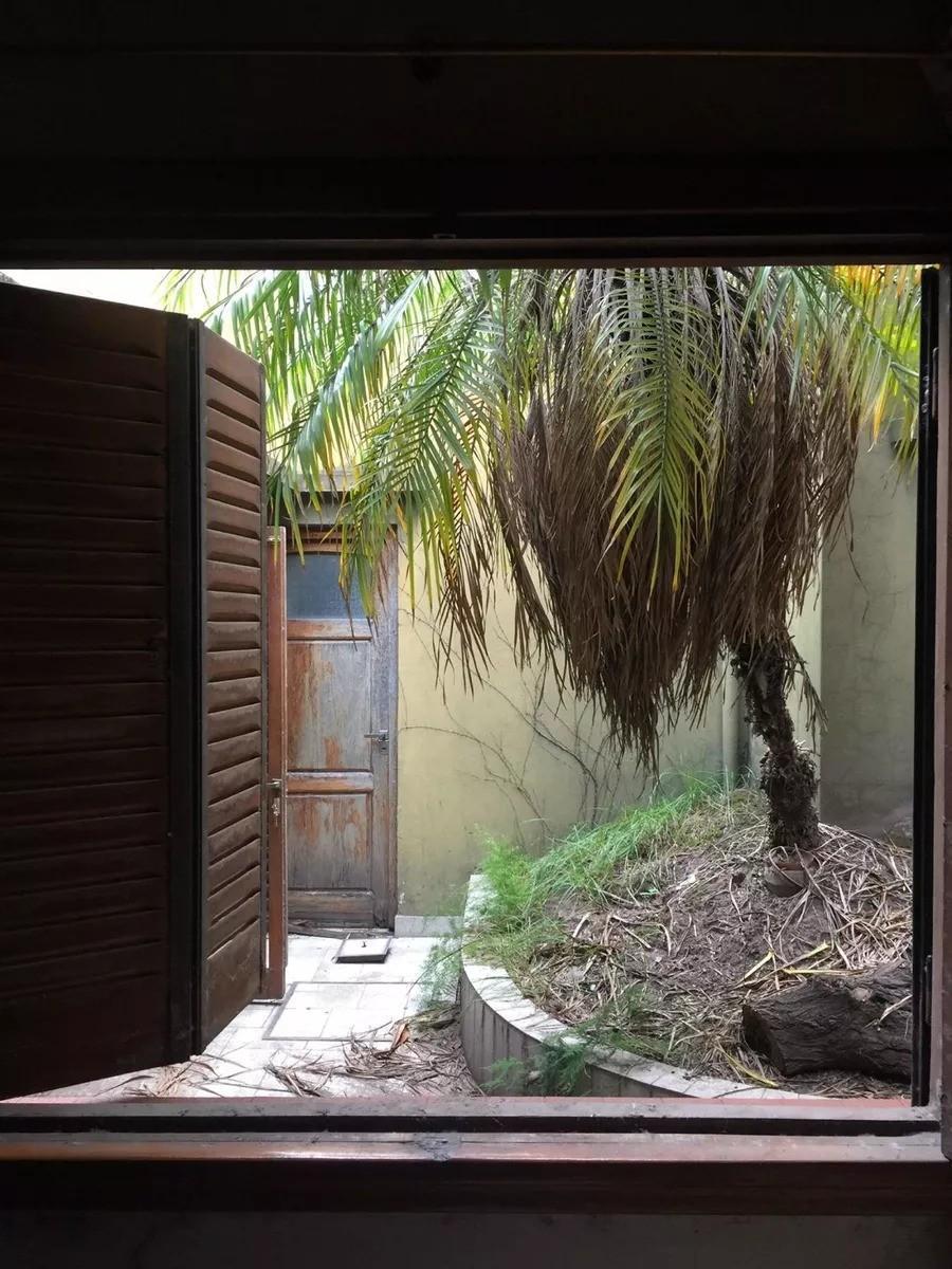 Foto de CASA 3 AMBIENTES A REFRACCIONAR SOBRE LOTE PROPIO LOMAS DE MIRADOR, imagen 4