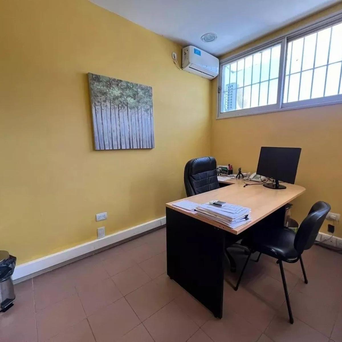 Venta Galpon Comercial con Deposito y Oficina - Castelar 4