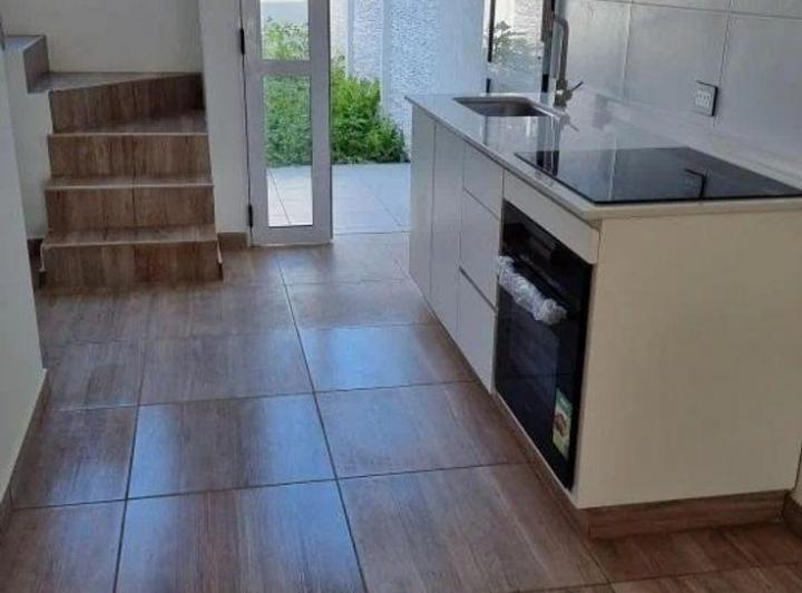 DUPLEX 3 AMBIENTES A ESTRENAR CON PATIO Y COCHERA DESCUBIERTA 4
