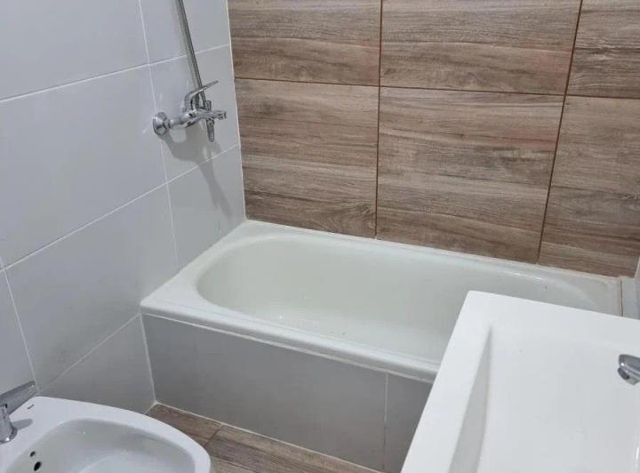 DUPLEX 3 AMBIENTES A ESTRENAR CON PATIO Y COCHERA DESCUBIERTA 1