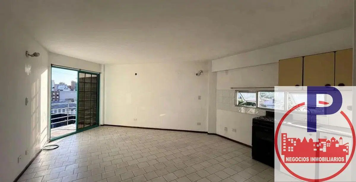 ALQUILER - DEPARTAMENTO 2 AMBIENTES CON BALCON MORON 2