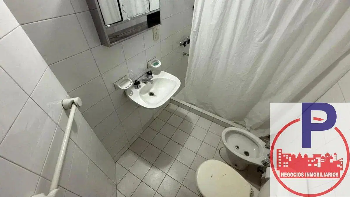 ALQUILER - DEPARTAMENTO 2 AMBIENTES CON BALCON MORON 4