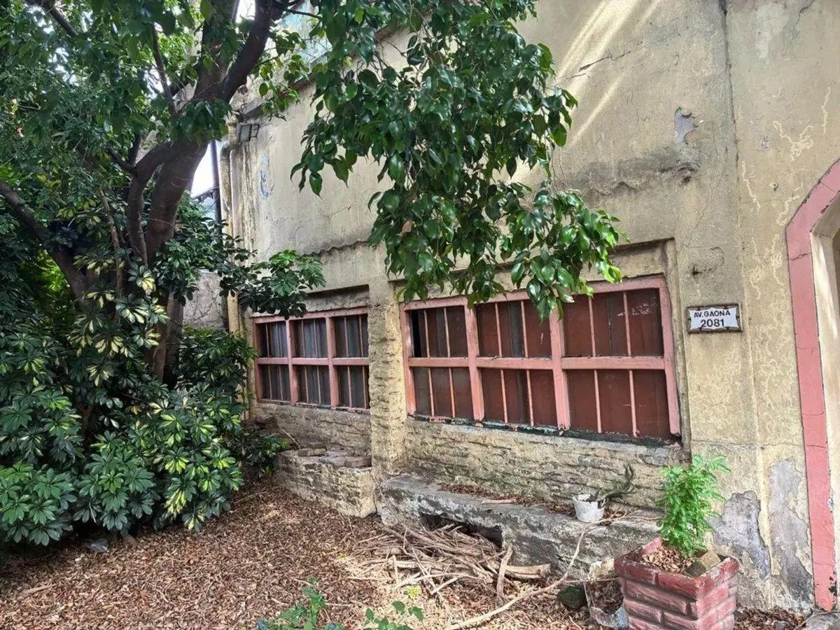 VENTA CASA ANTIGUA A REMODELAR TERRENO LOTE RAMOS MEJIA 5