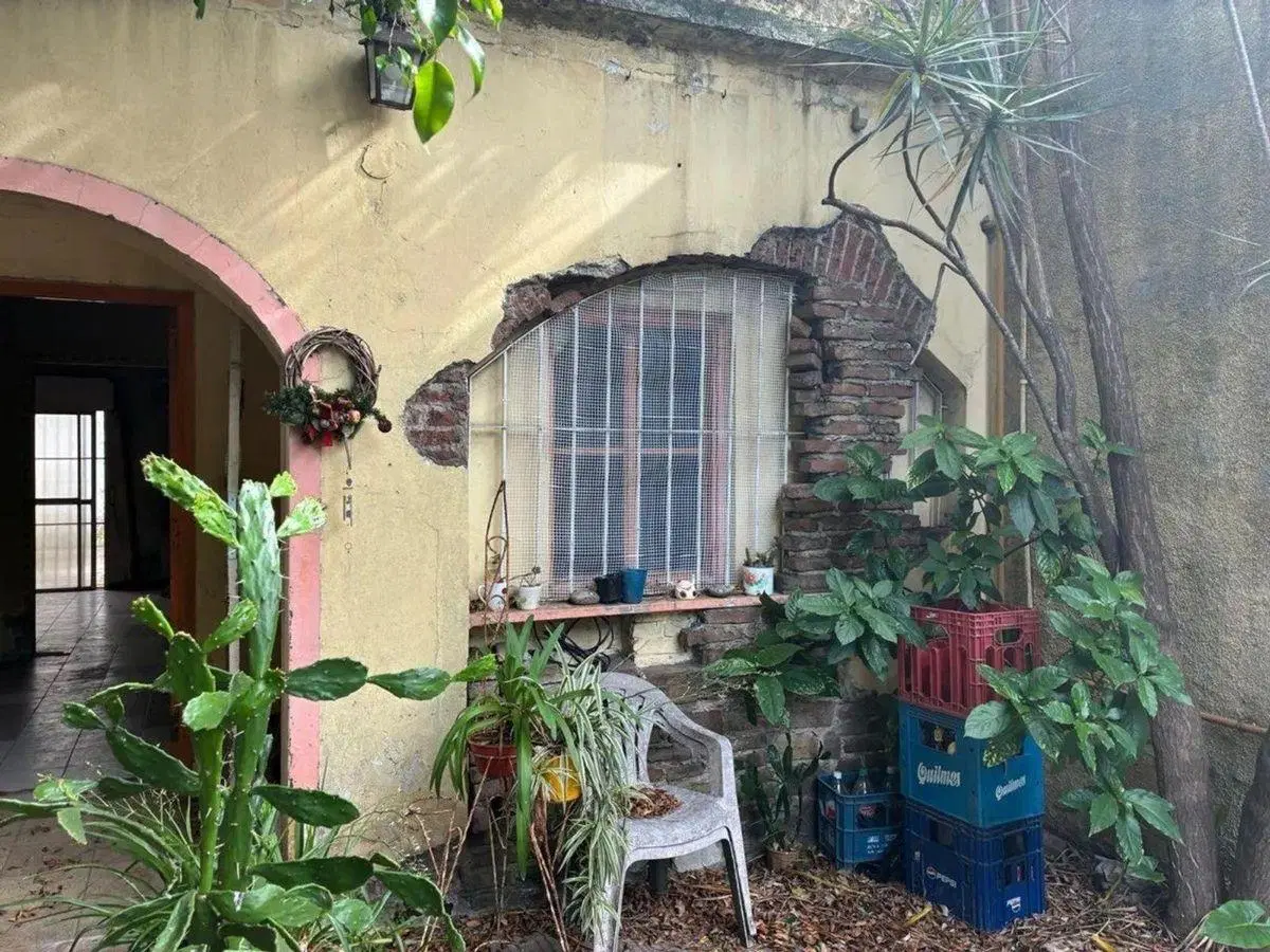VENTA CASA ANTIGUA A REMODELAR TERRENO LOTE RAMOS MEJIA 4