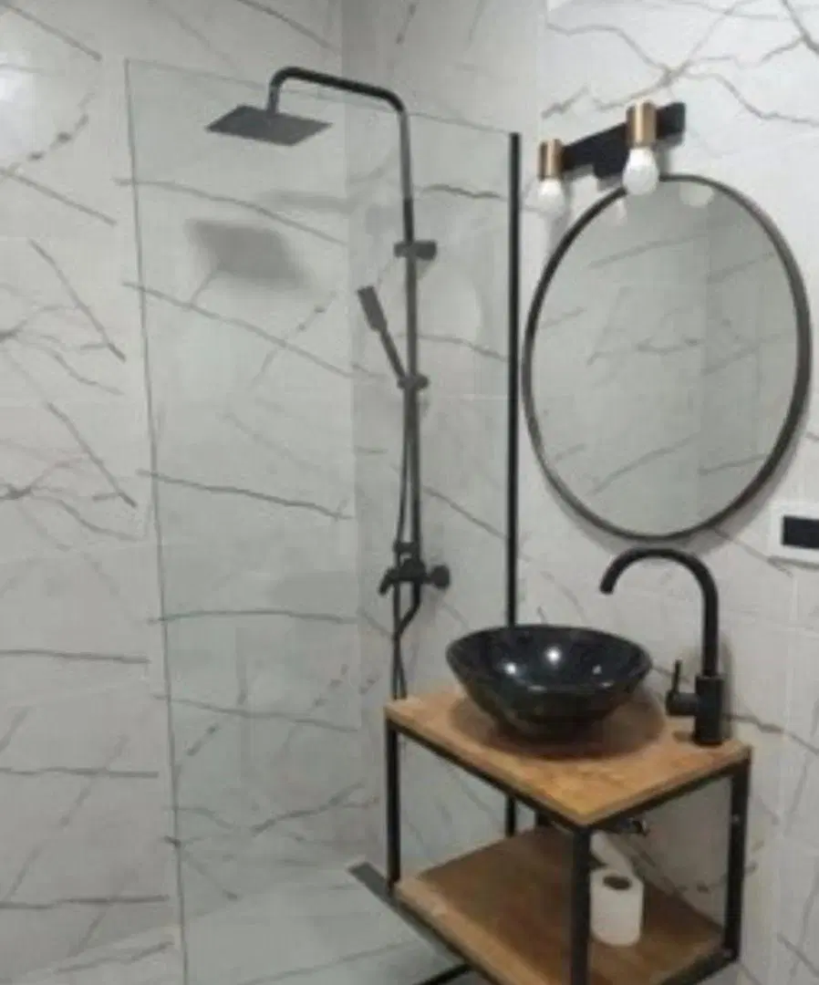 VENTA - DEPARTAMENTO 3 AMBIENTES REFRACCIONADO CON PATIO RAMOS MEJIA 3