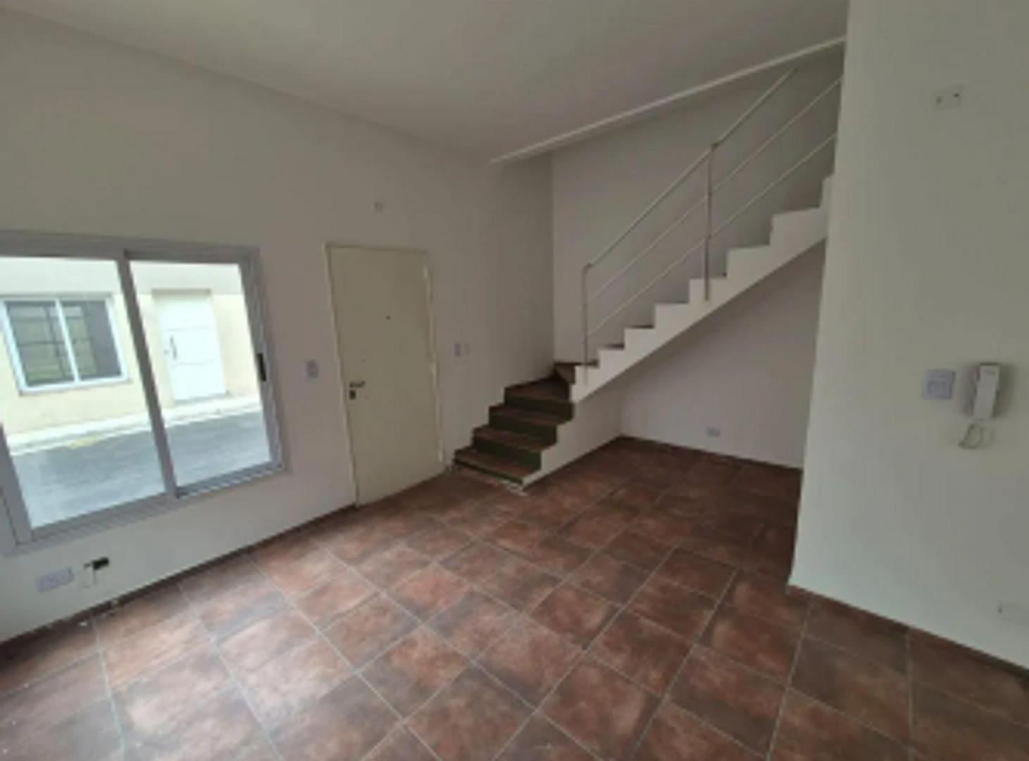 Foto de Venta - Duplex 3 Ambientes a Estrenar Con Cochera Ituzaingo Norte, imagen 2
