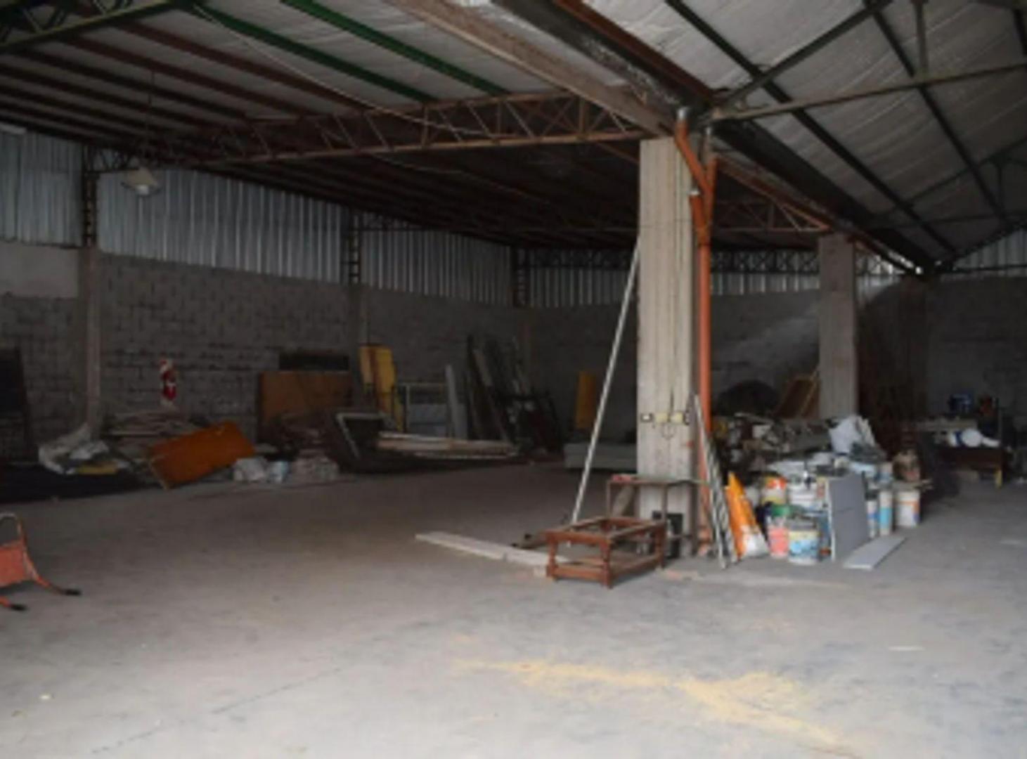 Foto de VENTA - GALPON CON OFICINAS PASO DEL REY, imagen 5