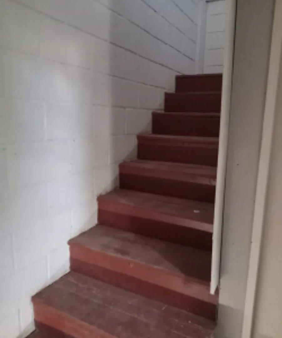 Foto de VENTA - GALPON CON OFICINAS PASO DEL REY, imagen 3