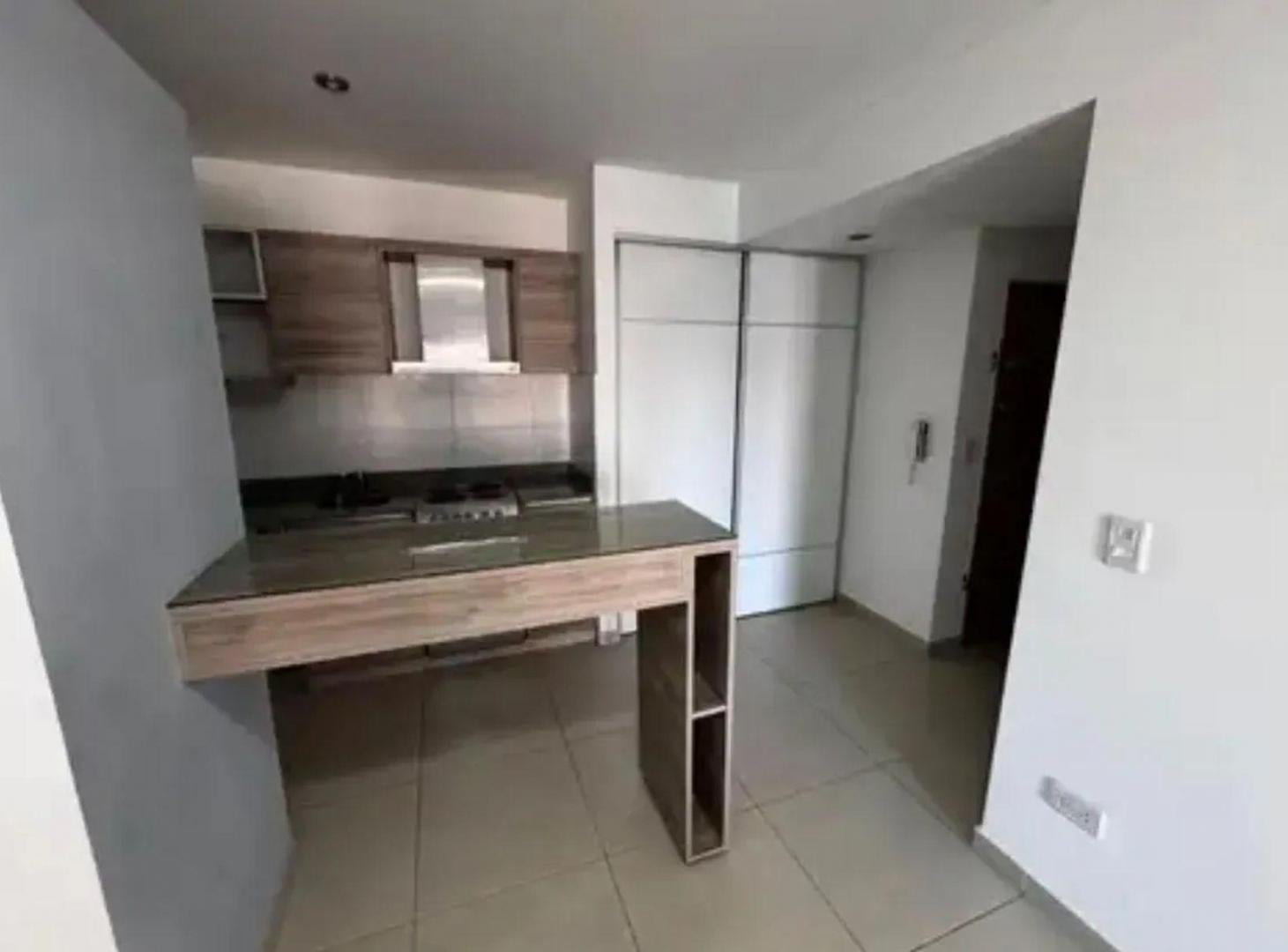 Foto de ALQUILER - DEPARTAMENTO MONOAMBIENTE CON BALCON MORON, imagen 1