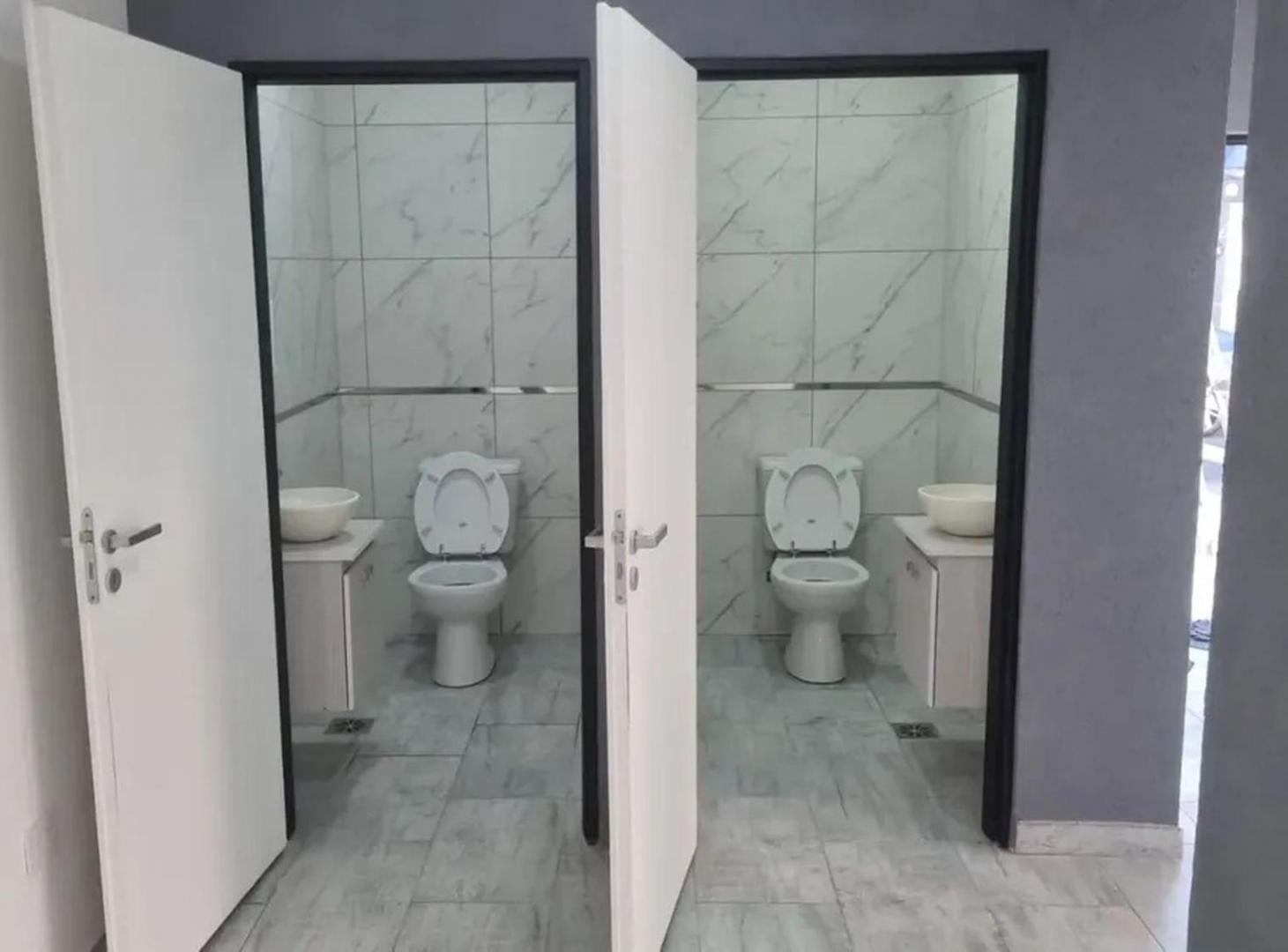 Foto de ALQUILER - LOCAL COMERCIAL CENTRICO VILLA LUZURIAGA, imagen 2