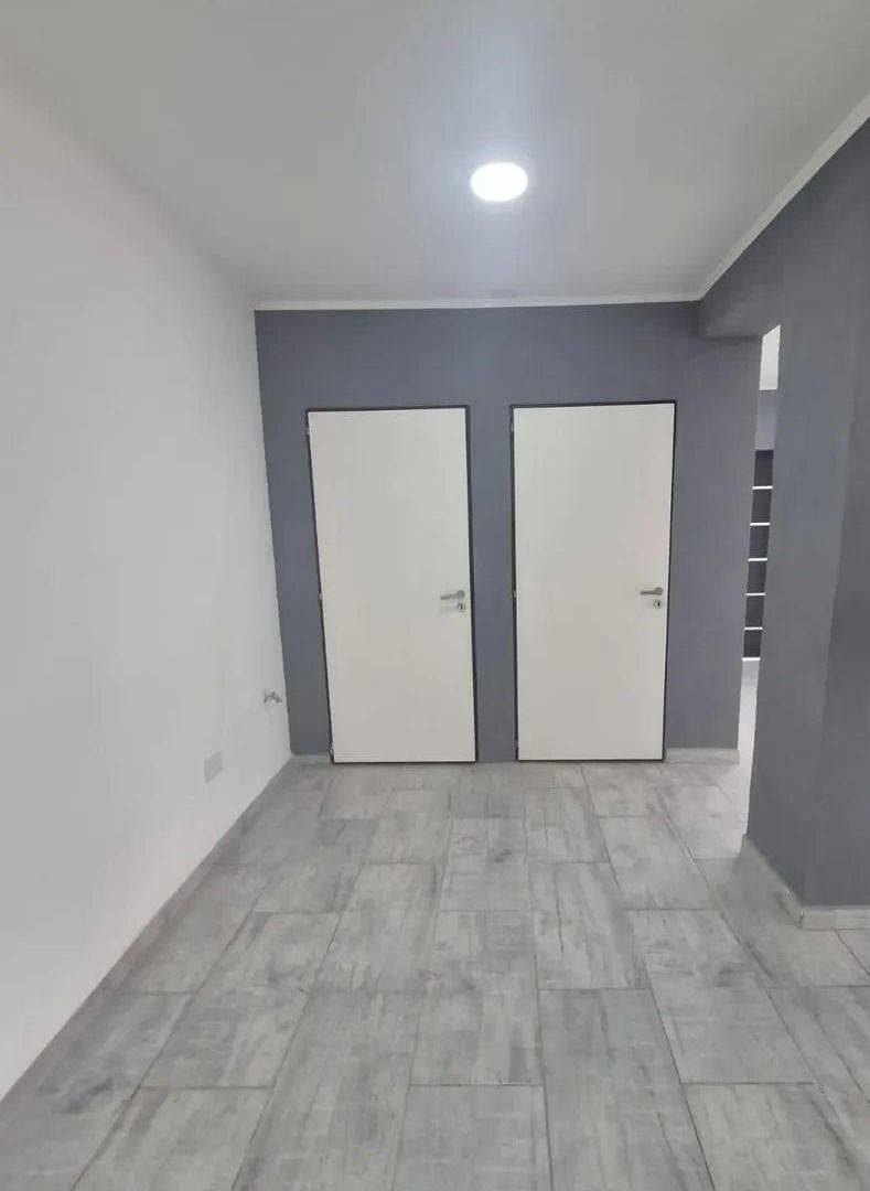 Foto de ALQUILER - LOCAL COMERCIAL CENTRICO VILLA LUZURIAGA, imagen 3