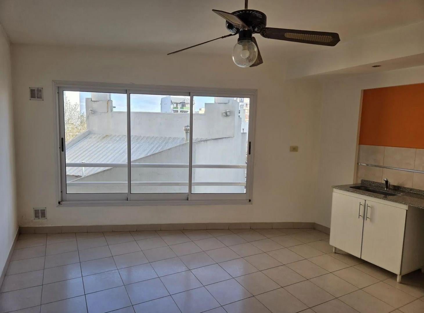 Foto de Venta - Departamento Monoambiente Villa Luro, imagen 3