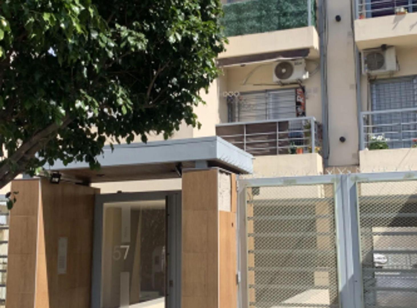 Foto de VENTA - DEPARTAMENTO MONOAMBIENTE CON PATIO Y TERRAZA MORON, imagen 5