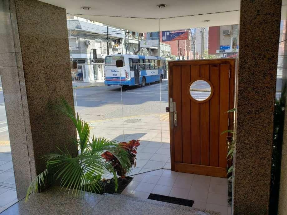 RETASADO Semipiso en Venta 4 ambientes en Lanus Oeste