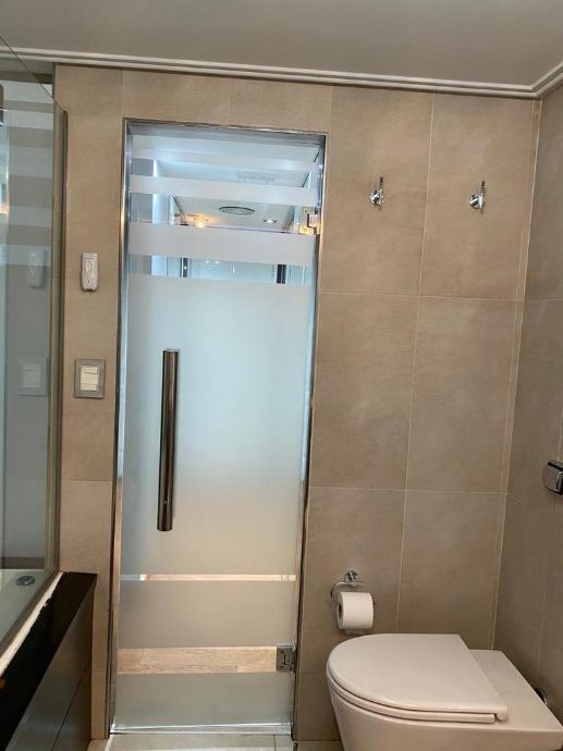 Piso 6 Ambientes con Cochera en Venta Cond en Lanus Oeste 2