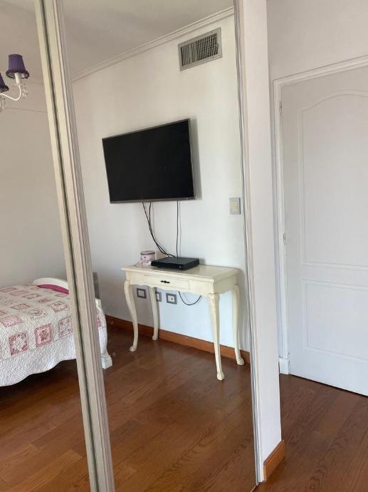 Piso 6 Ambientes con Cochera en Venta Cond en Lanus Oeste 1