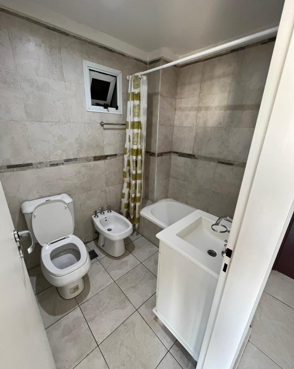 Foto de Departamento dos ambientes en venta en Lanus Oeste, imagen 5